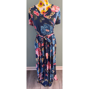 Women's Betsey's Boutique Shop Maxi Dress XL Navy Floral
